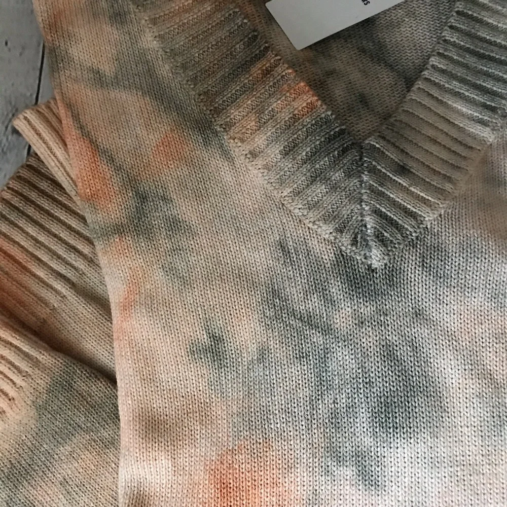 TIE DYE V NECK SWEATER URBAN OUTFITTERS